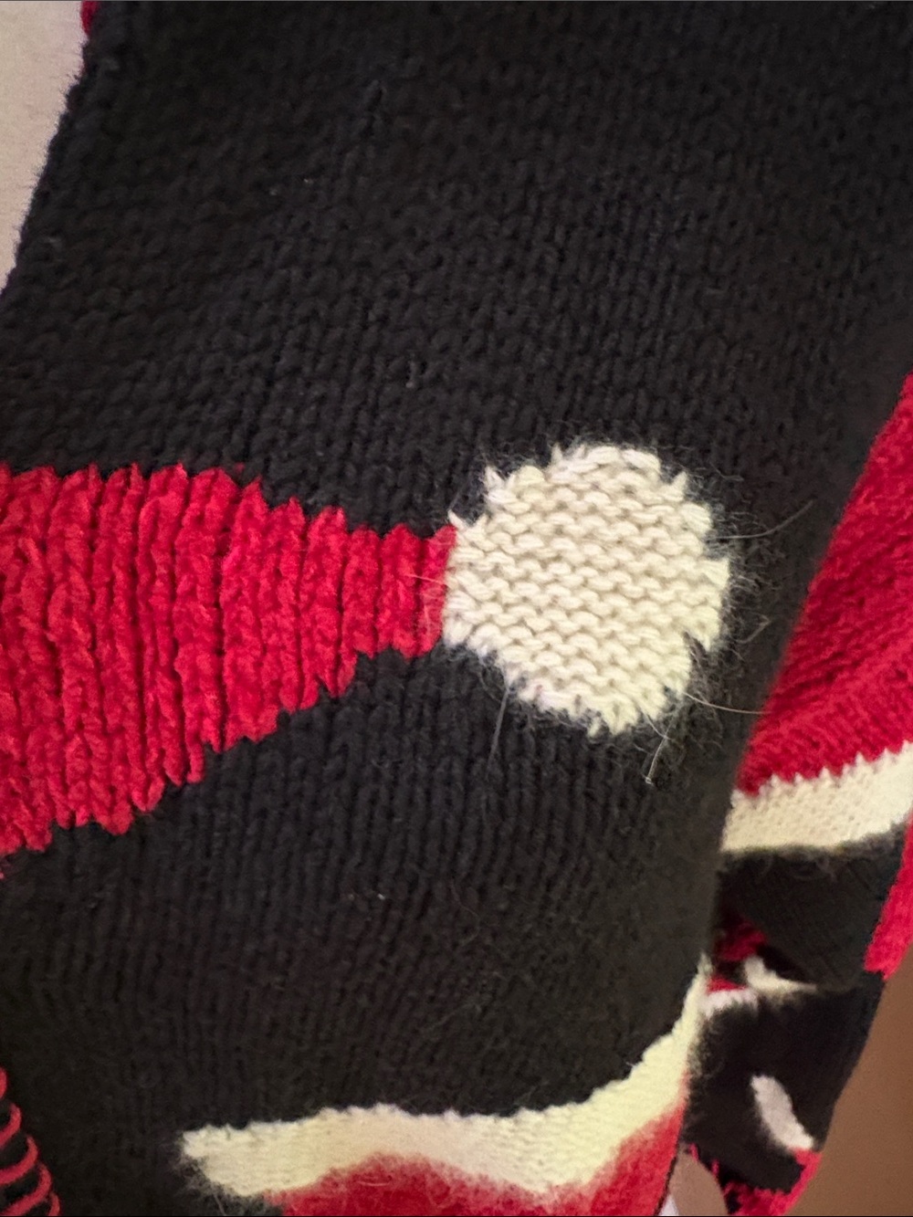 Vintage Christmas Red, Black & Cream Cardigan 1998 tag - Picture 3 of 14